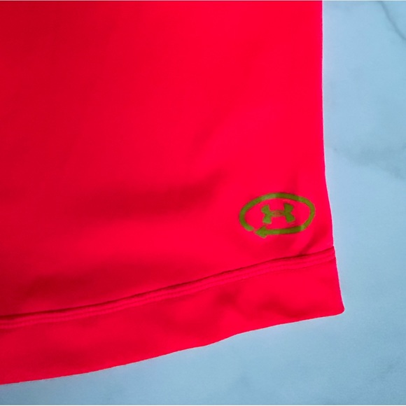 Under Armour Heat Gear Short Sleeve Shirt - Sz S - Picture 6 of 11